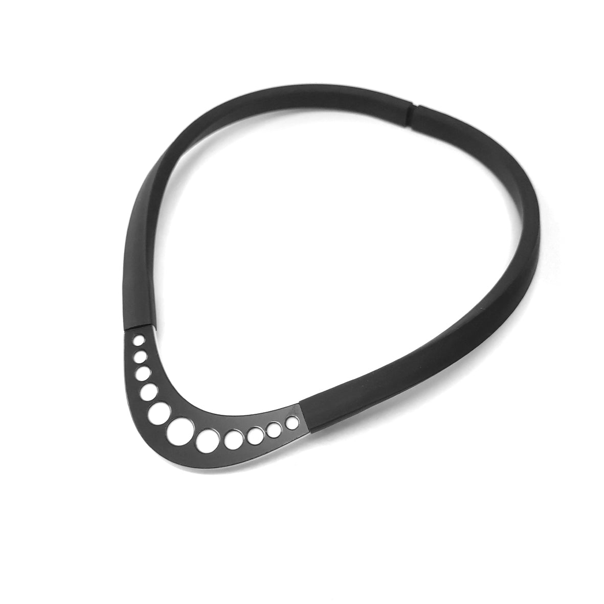 ALLYSON choker Black on White