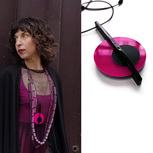 LILITH pendant Magenta
