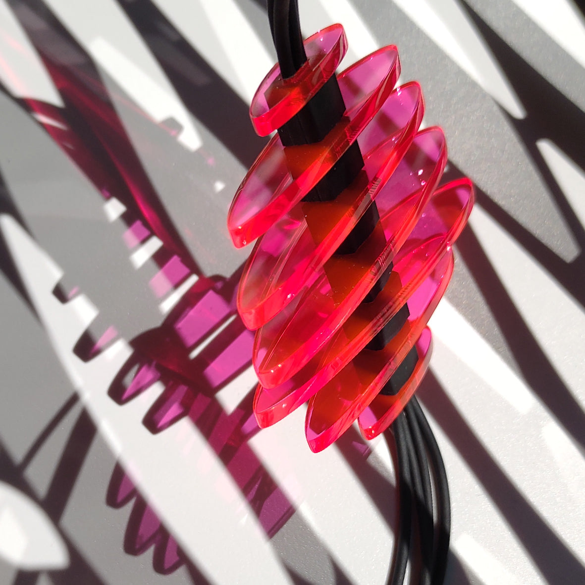 LIMA pendant Neon Red