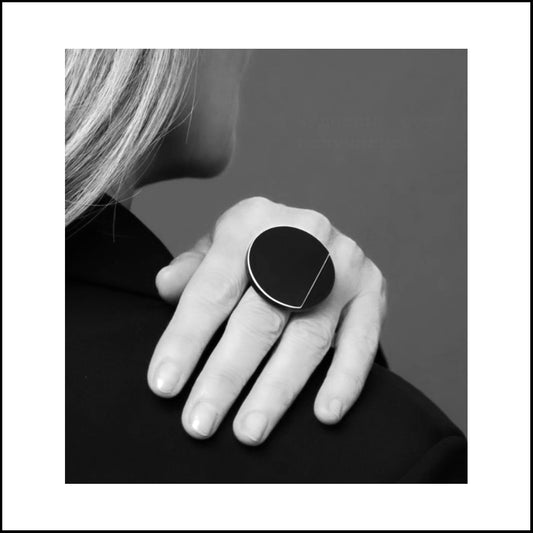 LOUISE ring Charcoal Black