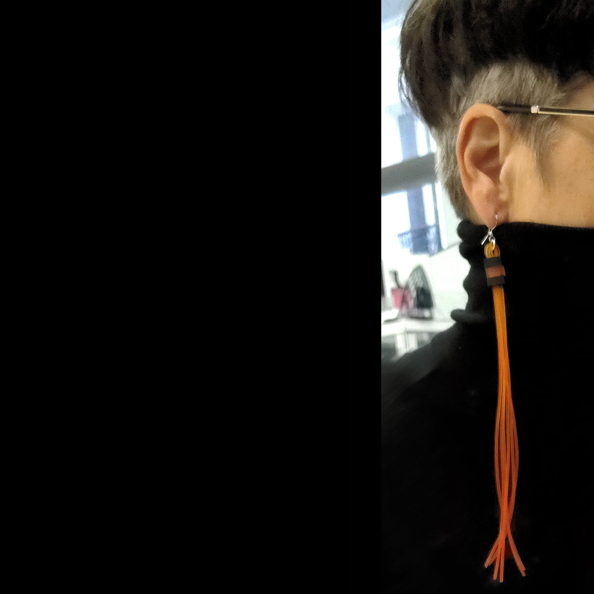 STROMBOLI boucles d'oreilles longues Orange Noir