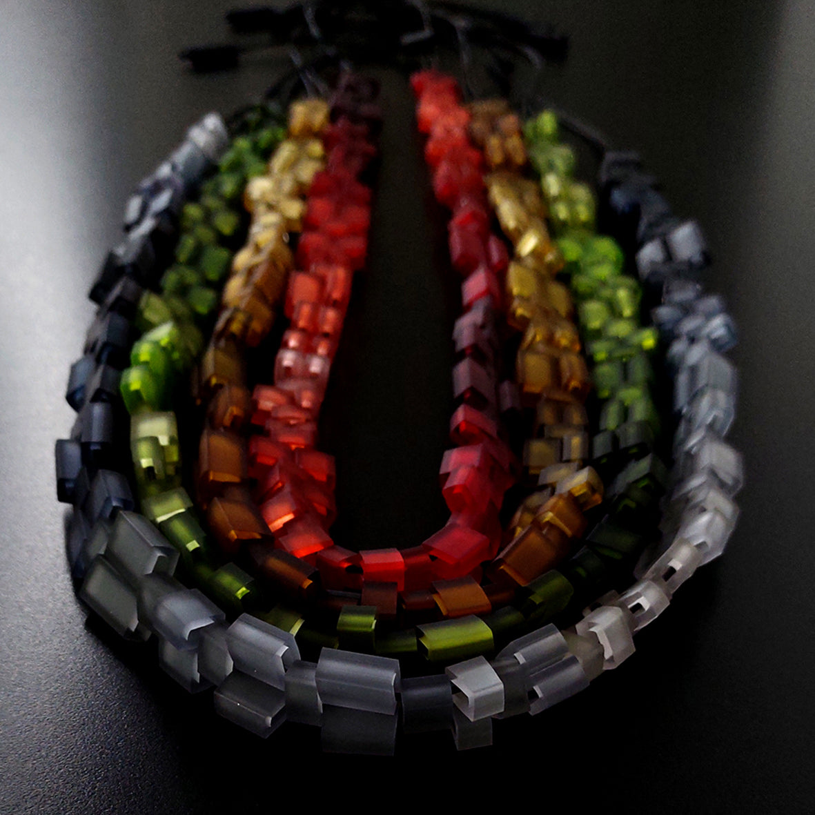 YALTA long necklace Lime Green