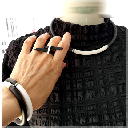 DEKKA choker & JANGO°DUO set of 2 bracelets, ESSENTIALS line