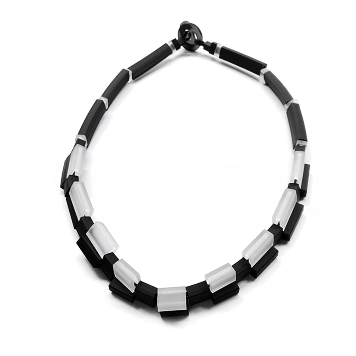 HELSINKI necklace Black & White