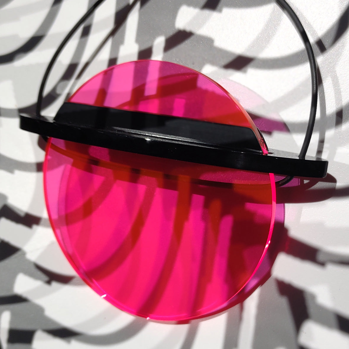 ILONA pendentif en Plexiglas Neon Fuchsia