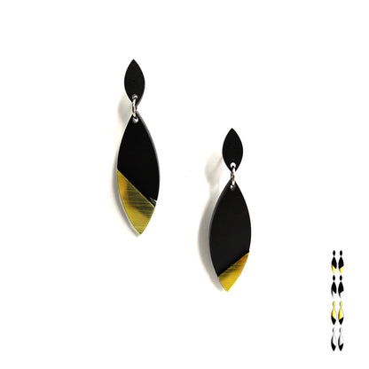 LEA earrings Gold on Black