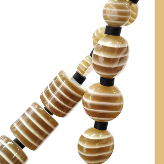 NORA resin beads long necklace Beige Sand