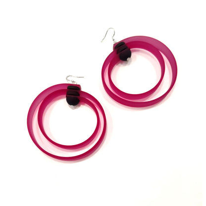ROHA hand-dyed rubber HOOP earrings Fuchsia