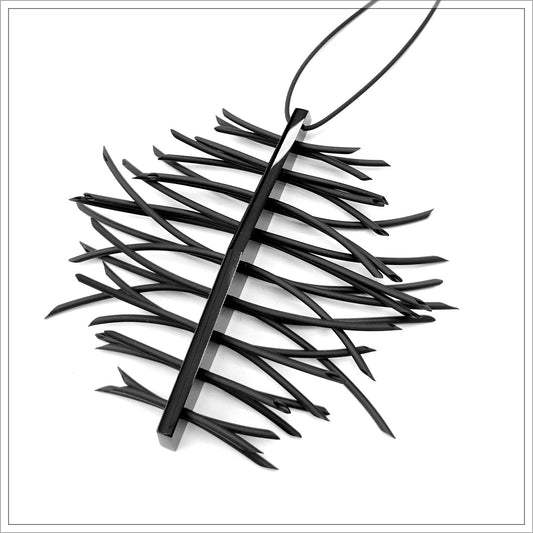 TAMEEKA adjustable pendant BLACK&WHITE line