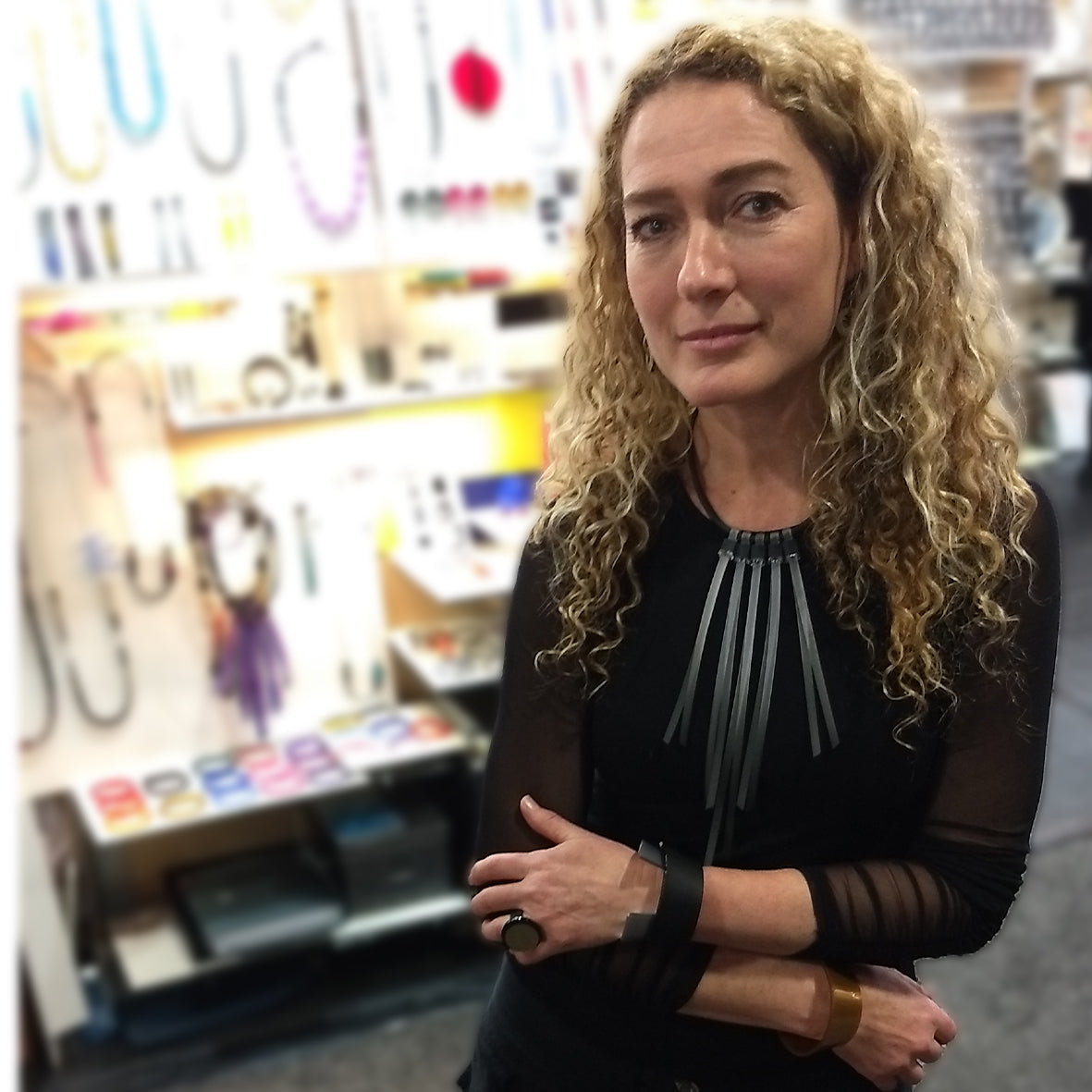 -40% TENERIFE collier "plumes" Fuchsia