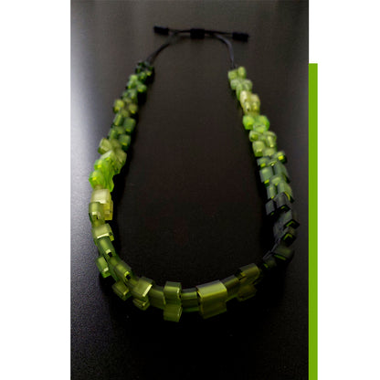 YALTA long necklace Lime Green