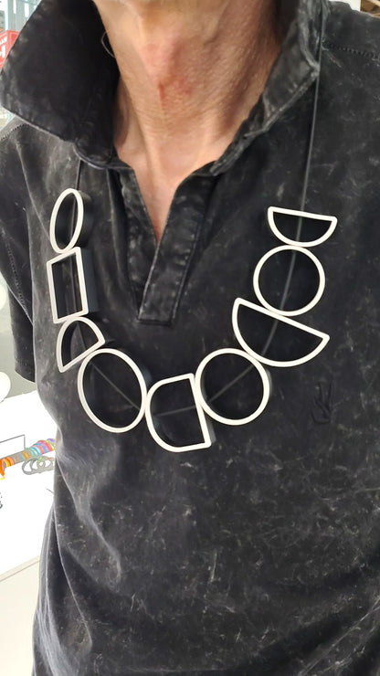 AXELO reversible & adjustable necklace BAUHAUS line