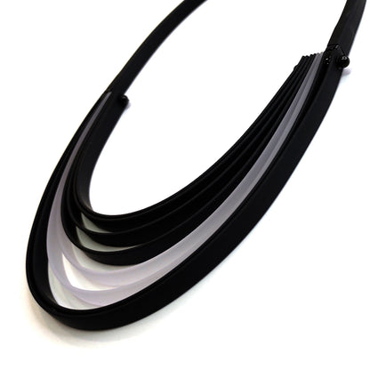LYLYA multi layer rubber necklace Black & White